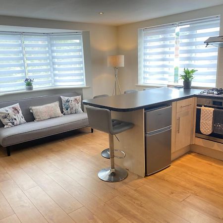 Sunny Bright Flat Near South Park And Oxfordbrooks Apartment ภายนอก รูปภาพ