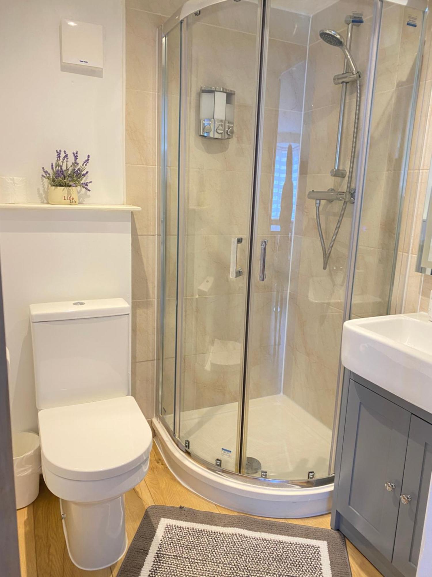 Sunny Bright Flat Near South Park And Oxfordbrooks Apartment ภายนอก รูปภาพ